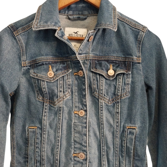 Hollister California Size XS Demin Trucker Blue Jean Jacket Button Long Sleeve - Picture 7 of 10